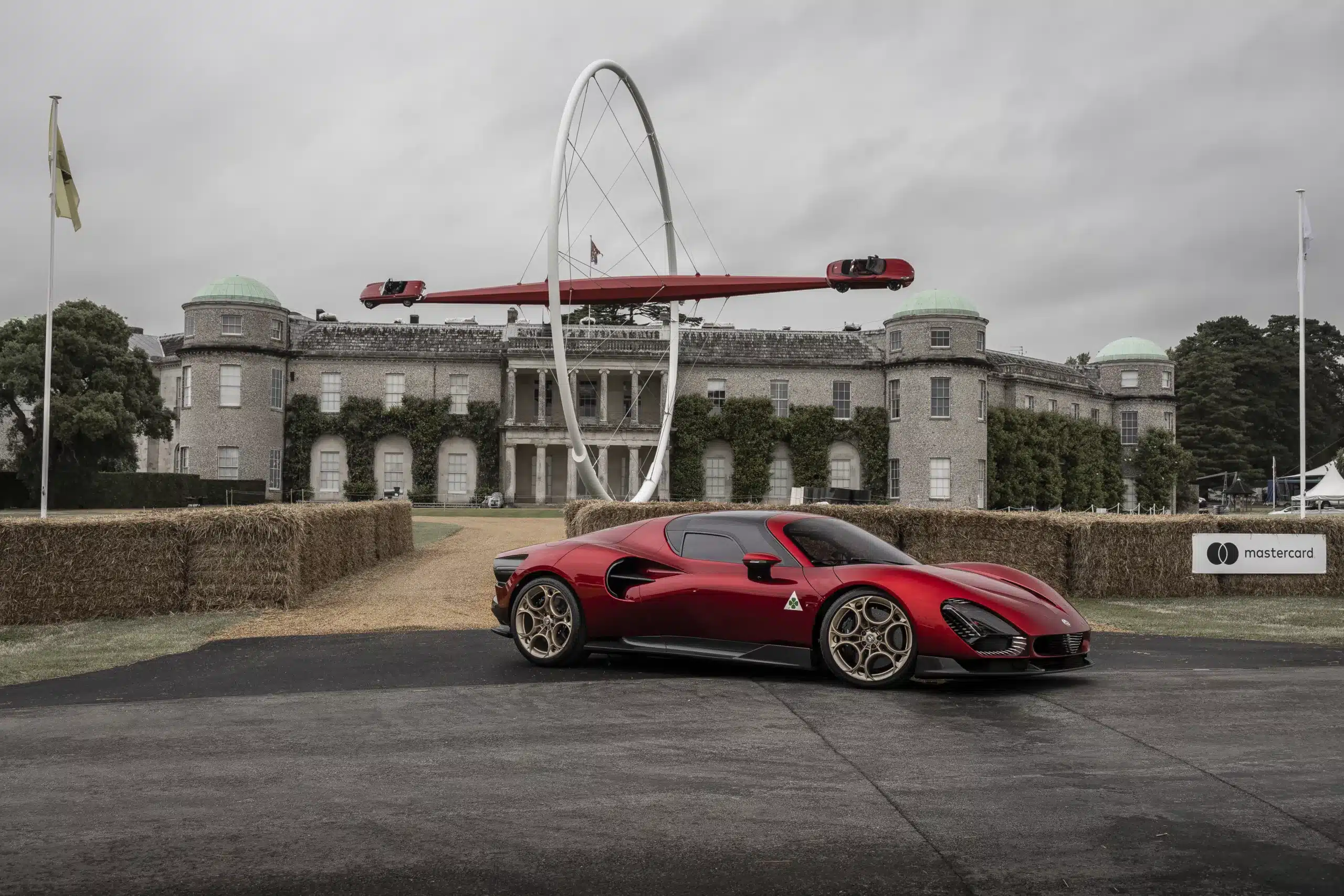 Alfa Romeo 33 Stradale 2