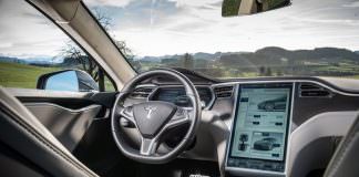 Tesla S