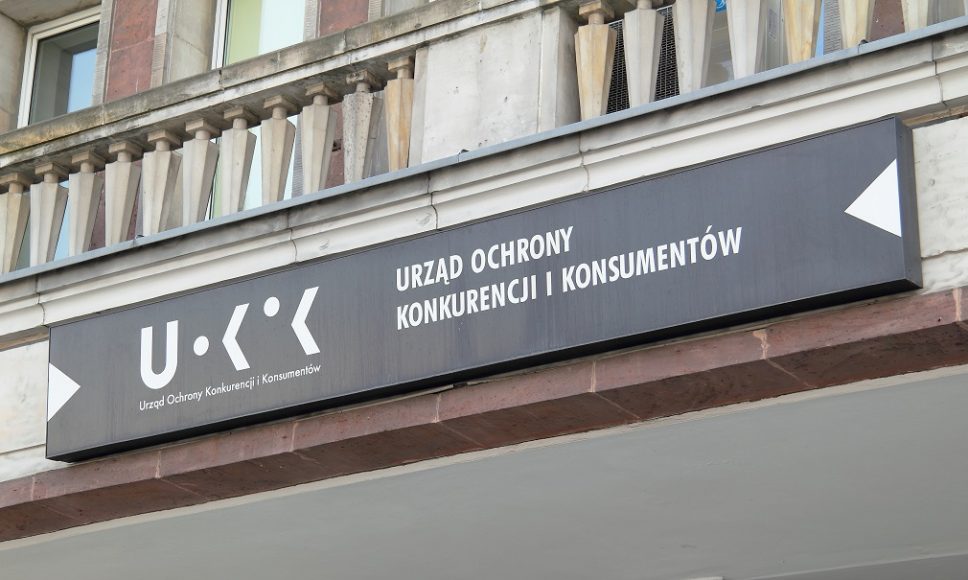 Varsovia i WSKZ z zarzutami UOKiK. Uczelniom grożą wysokie kary