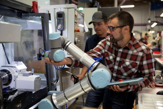 Cobot UR5e Robot robotyzacja automoatyzacja