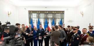 Decyzje Prezydium Sejmu po incydencie zakłócenia uroczystości zapalenia menory chanukowej