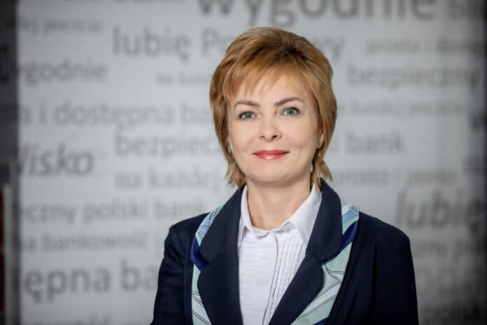 Magdalena Miąsek - Zastępca Dyrektora Departamentu Zarządzania Zasobami Ludzkimi w Banku Pocztowym
