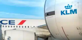 Air France i KLM na lotnisku