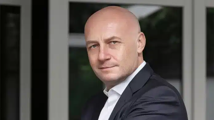 Paweł Paluchowski, Prezes Zarządu Hawe Telekom S.A.