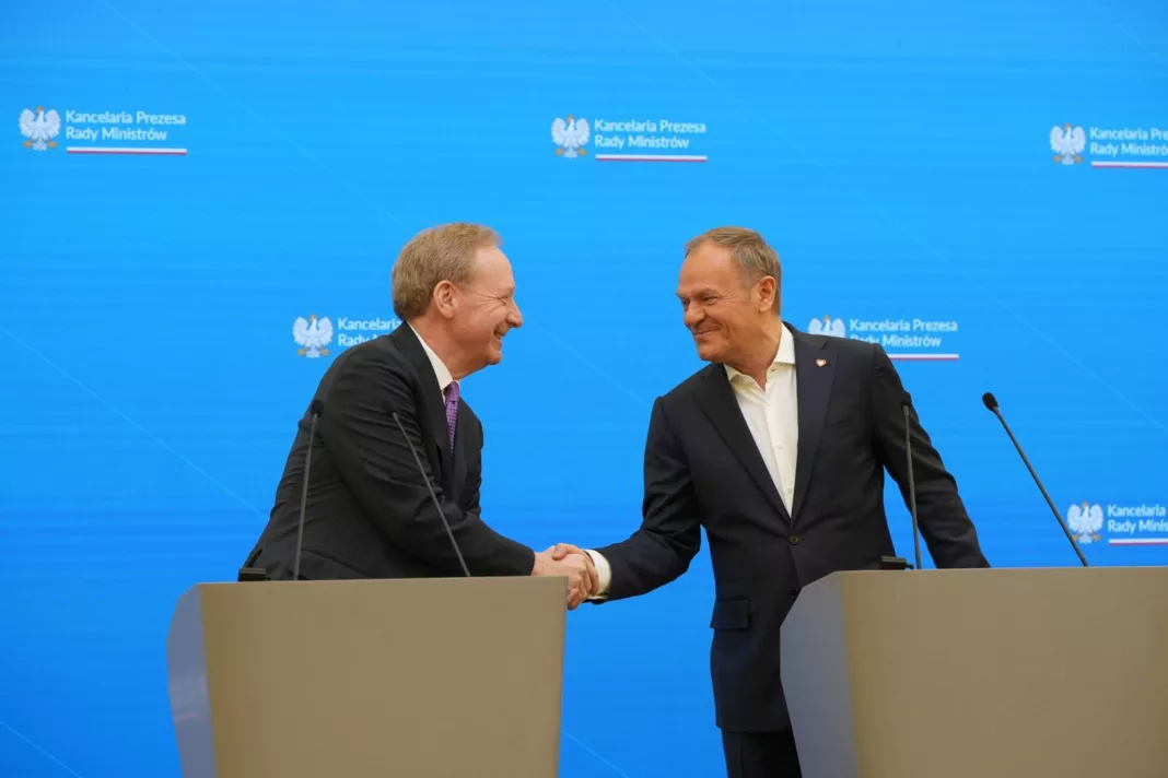 Brad Smith, Wiceprezes i Prezydent Microsoft w obecności Premiera Donalda Tuska